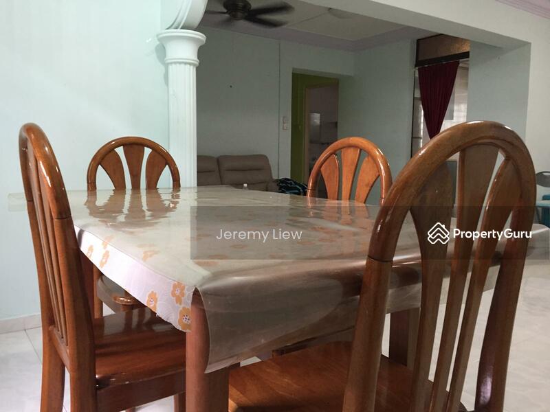For Rent - 323 Sembawang Close