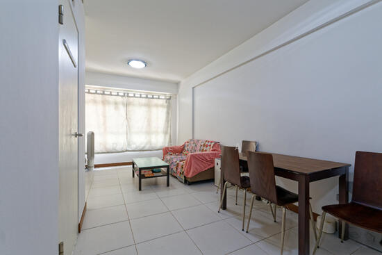 Studio Apartment One Room Hdb Flat For Sale 180B Rivervale