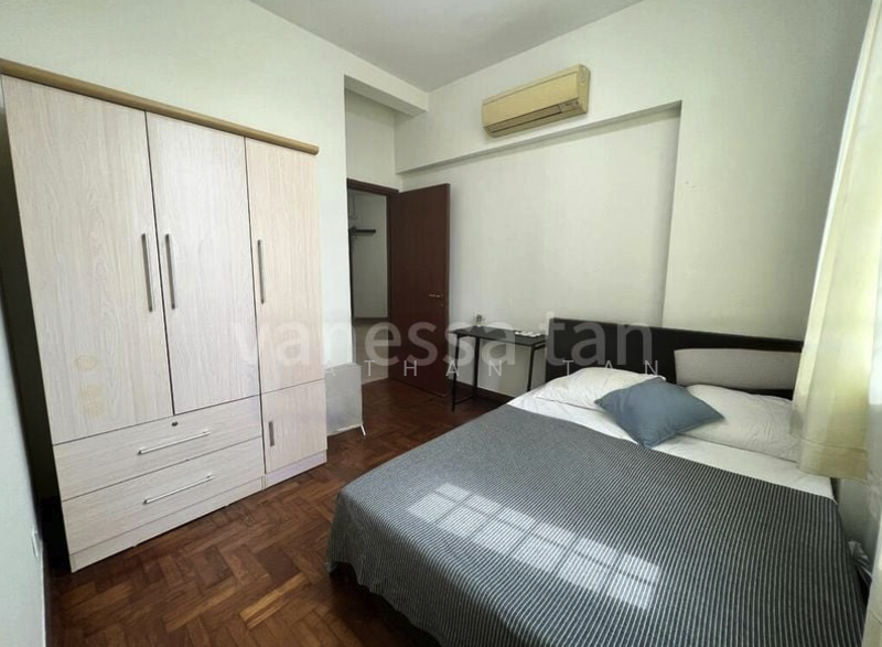 Parc Oasis, 35 Jurong East Avenue 1, Room Rental, 120 sqft, Condominium For Rent, by Jonathan Tan, 60105099 - Bedroom - PropertyGuru.com.sg