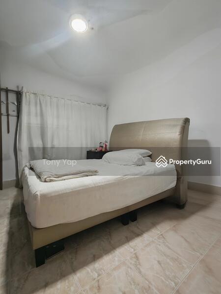 For Sale - 182 Ang Mo Kio Avenue 5