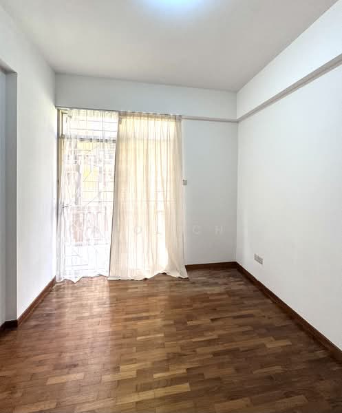 Sims Green, 9 Lorong 27A Geylang, 3 Bedrooms, 1,625 sqft, Condominium For Sale, by Carol Chen, 60105254 - Actual Common Room 1 - PropertyGuru.com.sg