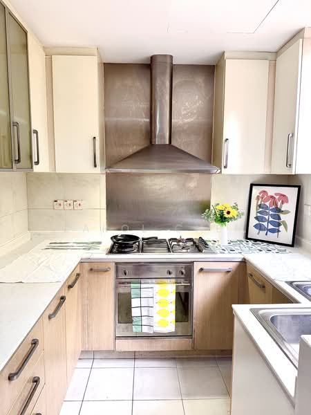 Sims Green, 9 Lorong 27A Geylang, 3 Bedrooms, 1,625 sqft, Condominium For Sale, by Carol Chen, 60105254 - Actual Kitchen - PropertyGuru.com.sg