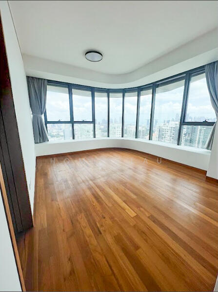 For Sale - Super High Floor 4 bedrooms with MBS views