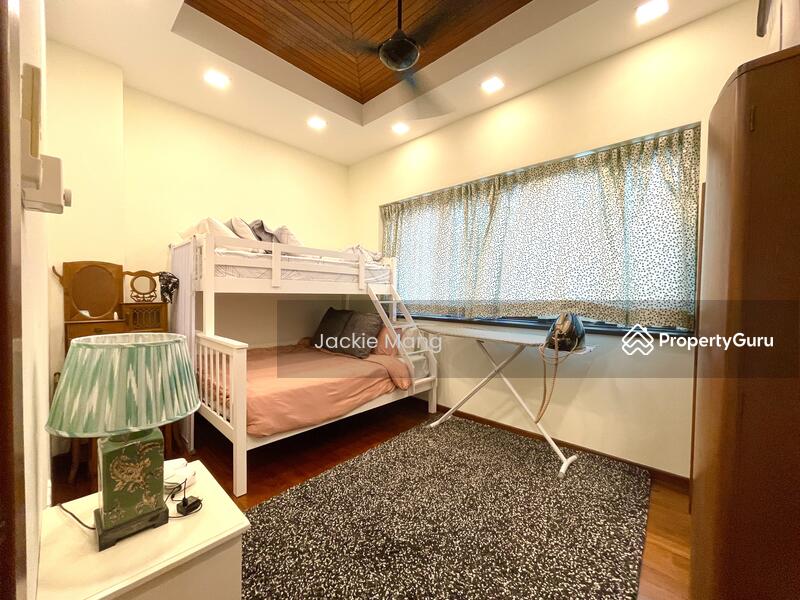 For Rent - Chestnut Avenue