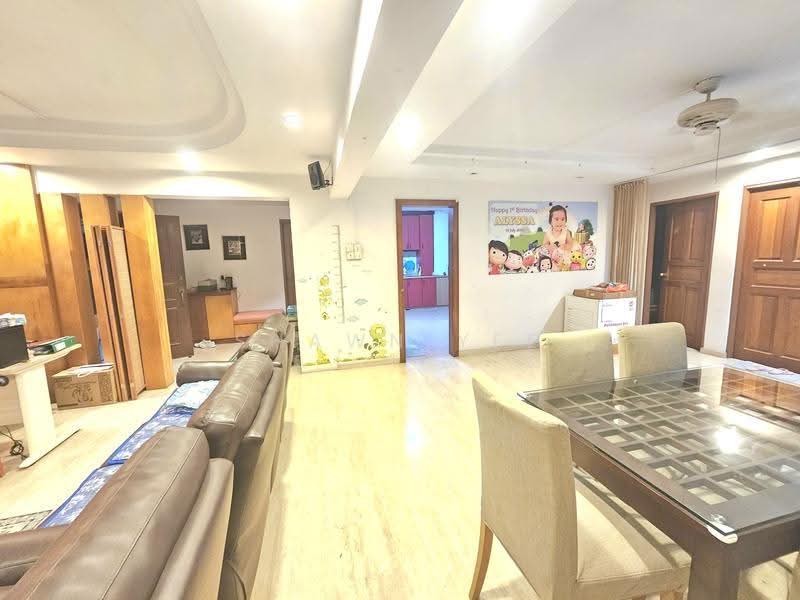 366 Bukit Batok Street 31, 366 Bukit Batok Street 31, Dairy Farm / Bukit Panjang / Choa Chu Kang, 3 Bedrooms, 1,550 sqft, HDB Flat For Sale, by Shawn Yee, 60105312 - Living Room - PropertyGuru.com.sg