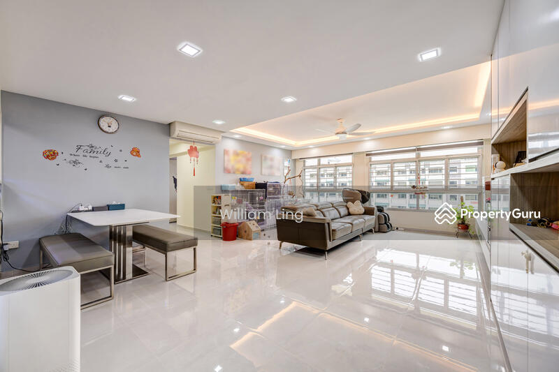 For Sale - 426A Yishun Avenue 11