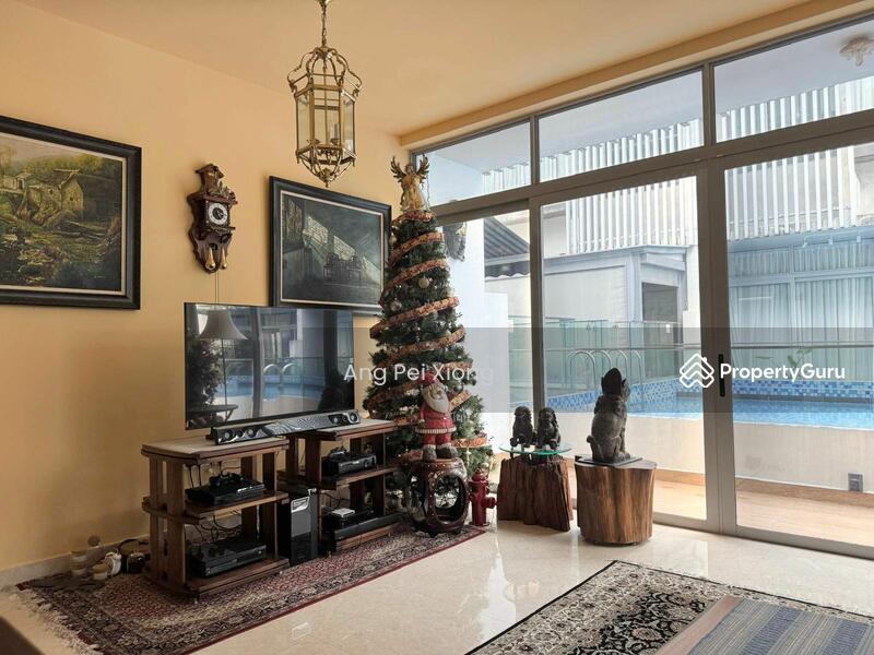 For Sale - Montclair @ Whitley