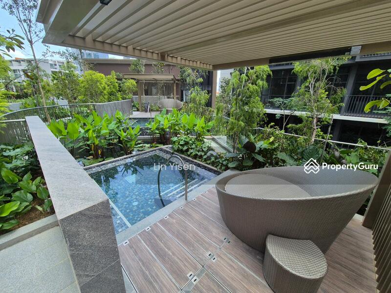 Botanical Spa Pool