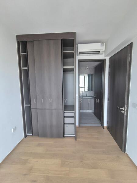 Jack and Jill Bathroom Ensuite to Bed Room