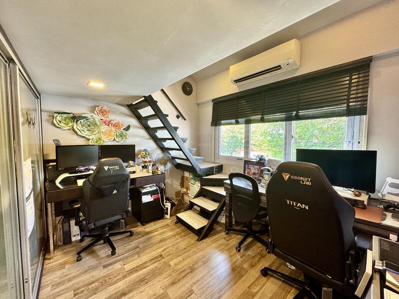For Sale - Walk-up Apartment at Jalan Novena