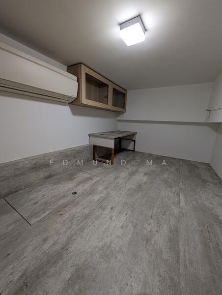 Additional sleeping area