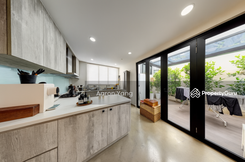 For Rent - Family Friendly Corner Terrace | Telok Kurau | 1km to Tao Nan