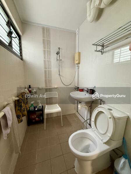 For Sale - 174 Yishun Avenue 7