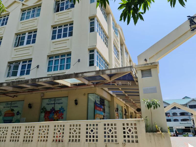 Kingston Terrace, 8B Jalan Masjid, Eunos / Geylang / Paya Lebar, 2,594 sqft, Other Retail For Rent, by Betty Tan, 60105713 - CommercialGuru.com.sg