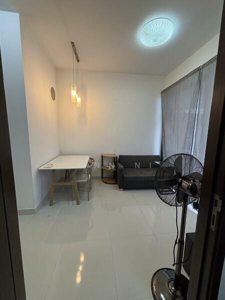 Silverscape, 39 LORONG 32 GEYLANG, Eunos / Geylang / Paya Lebar, 1 Bedroom, 409 sqft, Apartment For Rent, by Yenn Ni, 60105839 - Living Room - PropertyGuru.com.sg