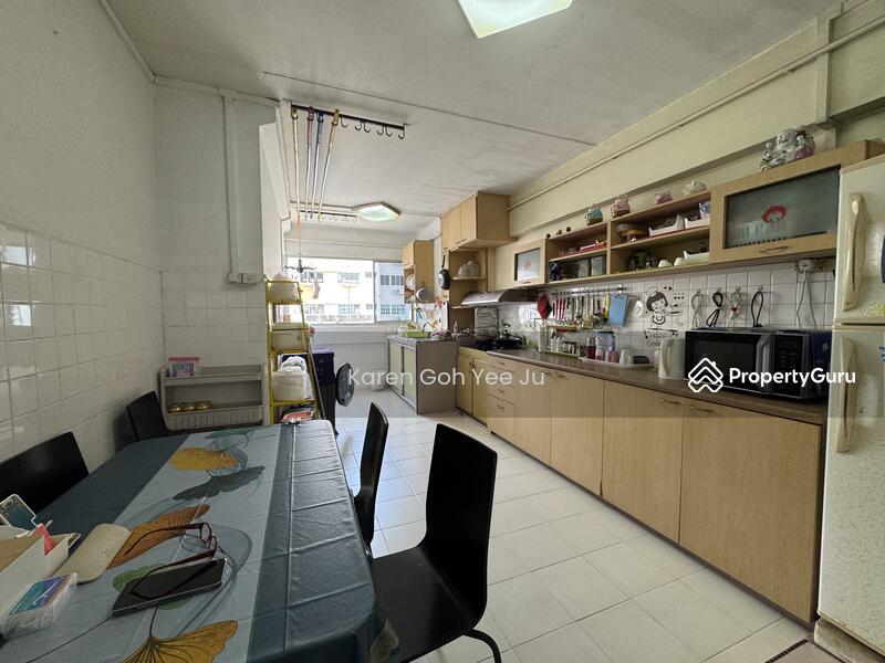 For Sale - 467 Tampines Street 44