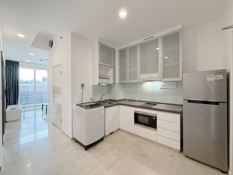 Novena Regency, 275 Thomson Road, 2 Bedrooms, 646 sqft, Apartment For Sale, by Herbert Benard, 60105924 - Kitchen - PropertyGuru.com.sg