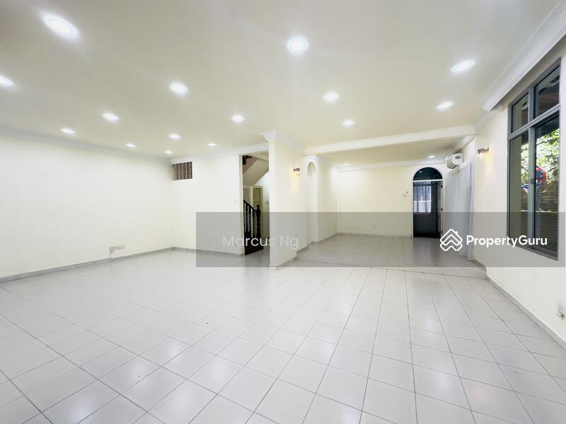 Living & Dining Area