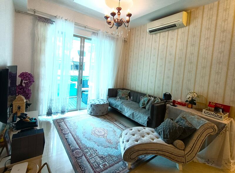 spacious 1098sqft