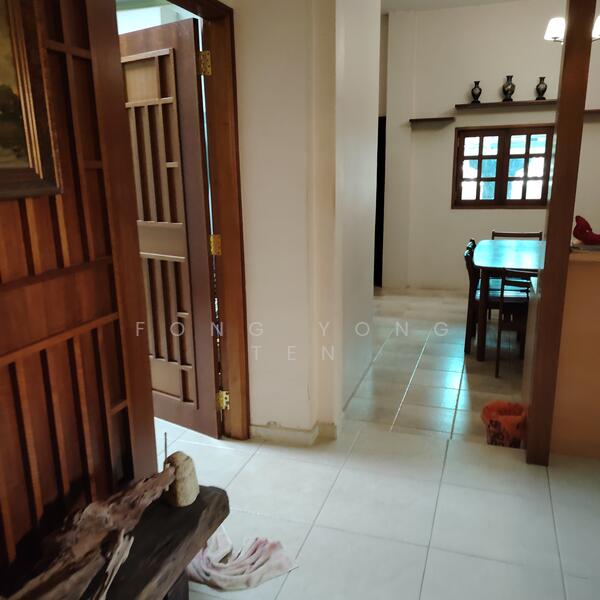 Dry Kitchen 