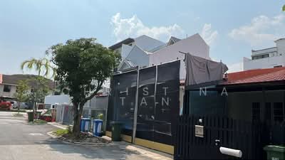 For Sale - Metropole Drive