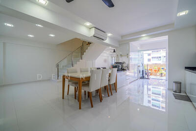 For Sale - 325 Yishun Central