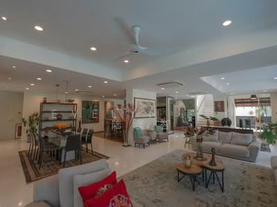 For Sale - ⭐️EVELYN LEK 94889556‼️NAMLY DETACHED‼️$800K RENOV‼️POOL⭐️2STY W/ FAMILY AREA⭐️NEAR HCI & NYGH⭐️