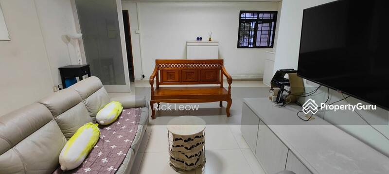 For Sale - 211 Jurong East Street 21
