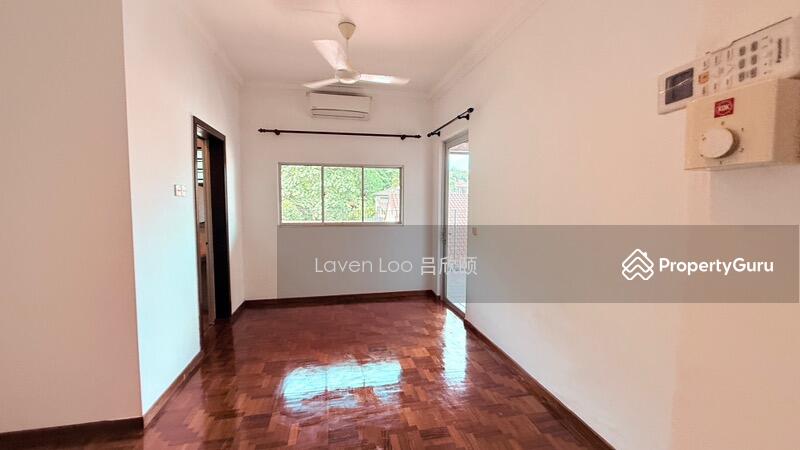 For Rent - Bungalow for rent near hillview mrt