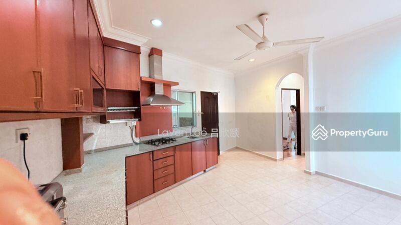 For Rent - Bungalow for rent near hillview mrt