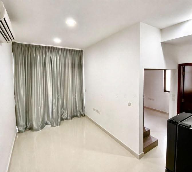 Urban Vista, 8 Tanah Merah Kechil Link, Bedok / Upper East Coast, 1 Bedroom, 431 sqft, Condominium For Rent, by Neo Chee Seng, 60106325 - Living Room - PropertyGuru.com.sg