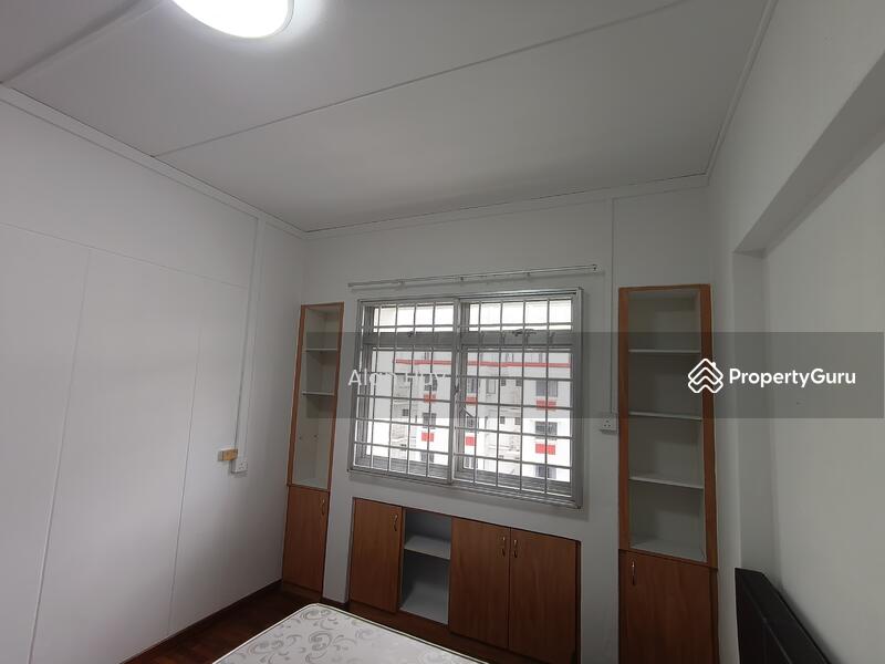 For Rent - 187B Rivervale Drive