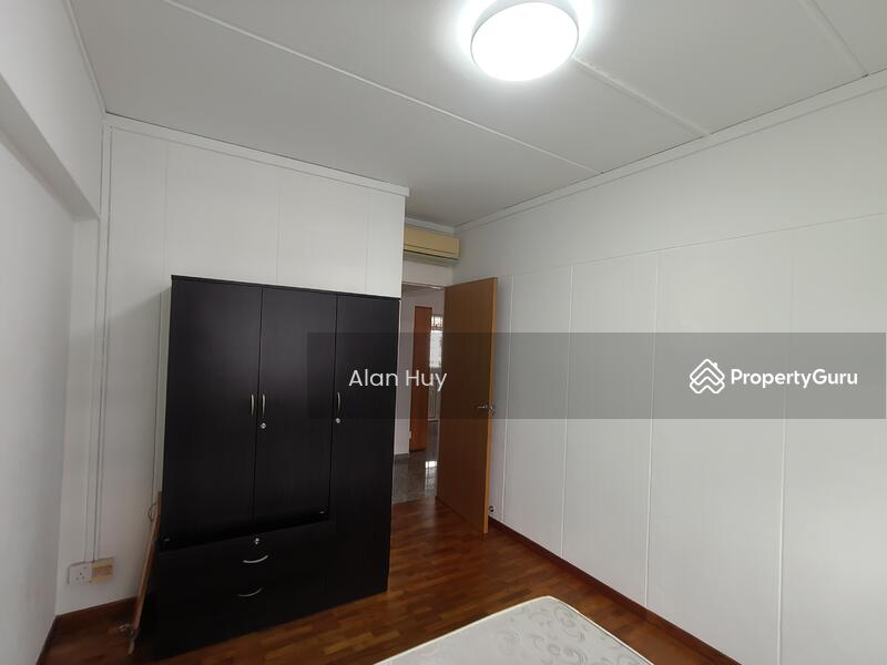 For Rent - 187B Rivervale Drive