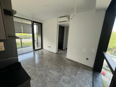 For Sale - Hyll on Holland