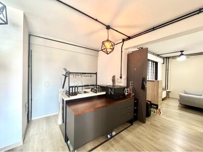 For Sale - 269B Queen Street