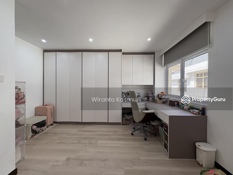Third Floor Room 2