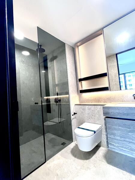 The Reef at King's Dock, 22 Harbourfront Avenue, 1 Bedroom, 538 sqft, Condominium For Rent, by Karen Kok, 60106628 - Bathroom - PropertyGuru.com.sg