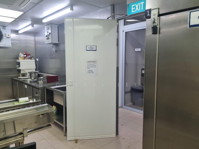 Kitchen East Tai Seng 2 Minutes Walk MRT Quality Fittings Walk in Cold Rooms 厨房已装置大型冰冻库等2分钟步行至地铁站, , 5,000 sqft, Light Industrial (B1) For Rent, by Cheryl Lee, 60106907 - CommercialGuru.com.sg