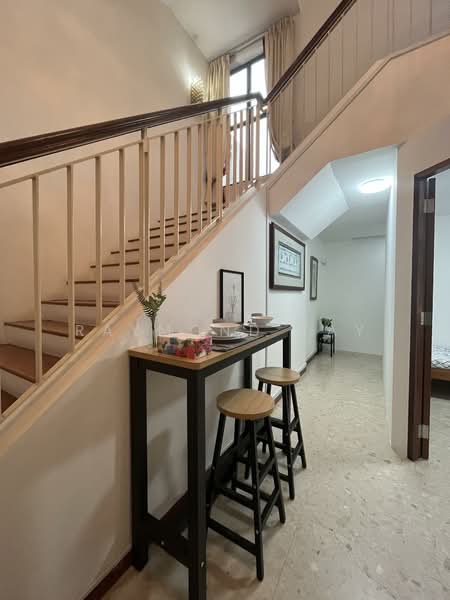 Summerdale, 2 Boon Lay Drive, Room Rental, 240 sqft, Condominium For Rent, by Raymond Tay, 60106997 - Corridor - PropertyGuru.com.sg