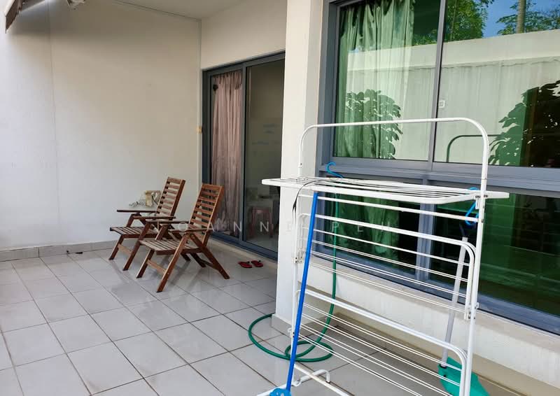 The Gale, 68 Flora Road, 2 Bedrooms, 1,044 sqft, Condominium For Sale, by Joanne Peh, 60107014 - Balcony - PropertyGuru.com.sg