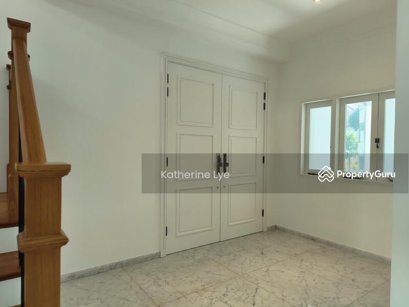 For Rent - King Albert Park
