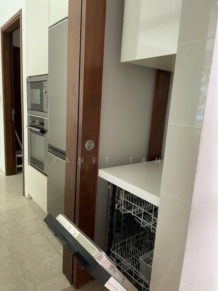 Living room & Kitchen
