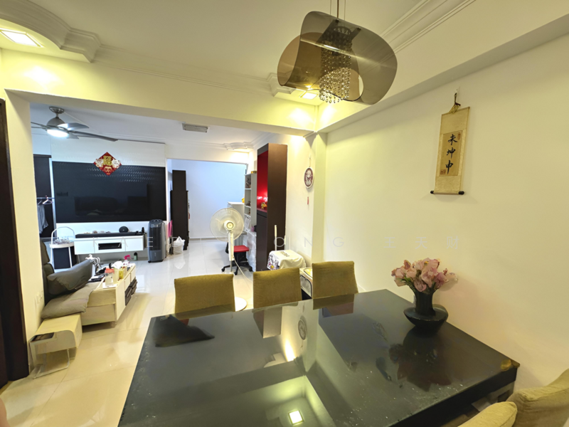 For Sale - 695 Jurong West Central 1