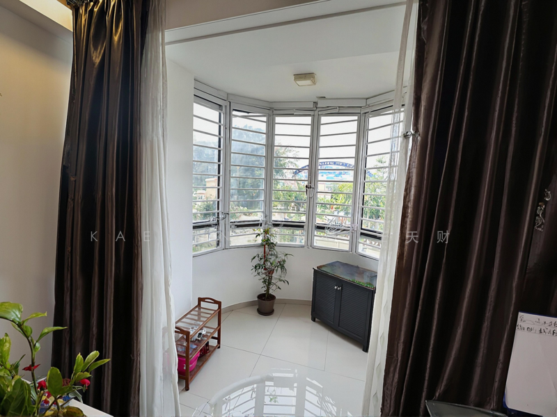 For Sale - 695 Jurong West Central 1