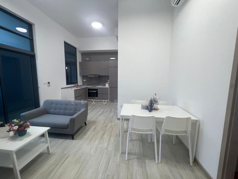 J Gateway, 2 Gateway Drive, 2 Bedrooms, 743 sqft, Condominium For Rent, by Lexus Teo, 60107363 - PropertyGuru.com.sg