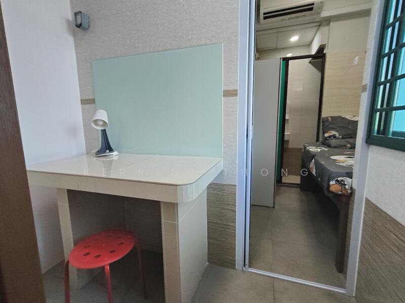 Changi Court, 698 Upper Changi Road East, Bedok / Upper East Coast, Room Rental, 120 sqft, Condominium For Rent, by Kerrine Thong, 60107371 - Study - PropertyGuru.com.sg