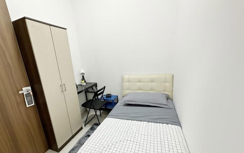 Astoria Park, 30 Lorong Mydin, Eunos / Geylang / Paya Lebar, Room Rental, 100 sqft, Condominium For Rent, by Brendan Tan, 60107602 - Bedroom 1 - PropertyGuru.com.sg