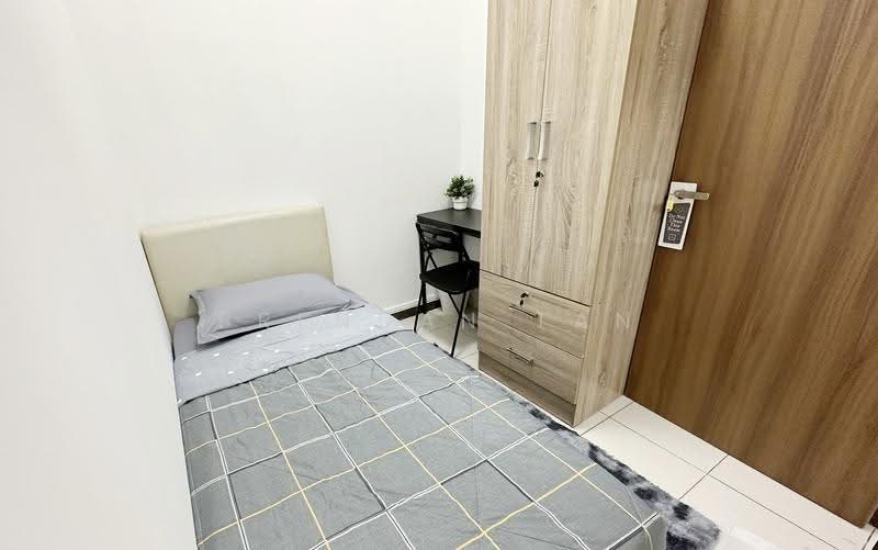 Astoria Park, 30 Lorong Mydin, Eunos / Geylang / Paya Lebar, Room Rental, 100 sqft, Condominium For Rent, by Brendan Tan, 60107602 - Bedroom 2 - PropertyGuru.com.sg