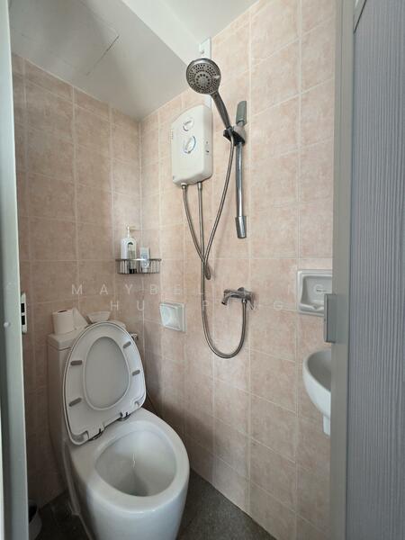 Helper toilet