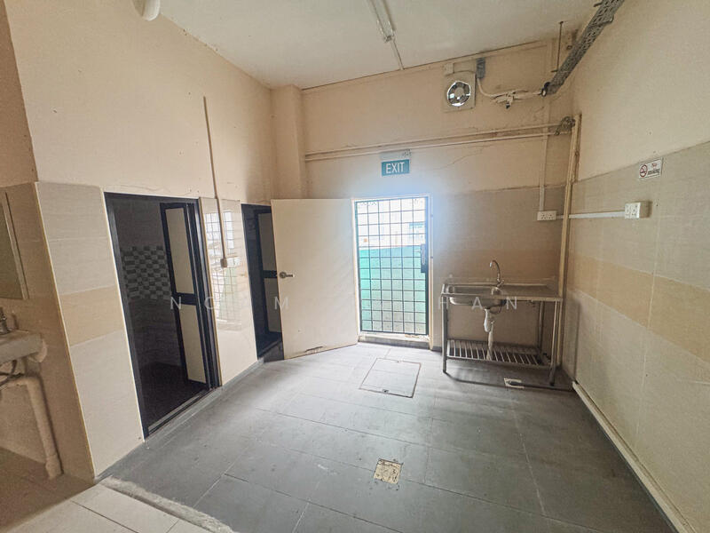 2 Storey ⭐ Rowell Road Shophouse, Rowell Road, Farrer Park / Serangoon Rd, 2,214 sqft, Shop / Shophouse For Sale, by Noam Nathan, 60107957 - Kitchen - CommercialGuru.com.sg
